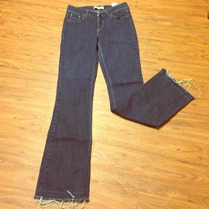 🎀Levi's 526 Slender Bootcut Jeans🎀
